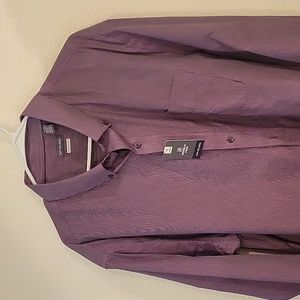 Brand New Men's Van Heusen Button Up